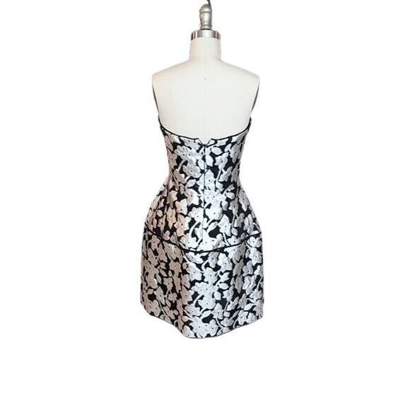 Oscar De La Renta Metallic Floral Sleveless Cocktail Mini Dress - Picture 3 of 10
